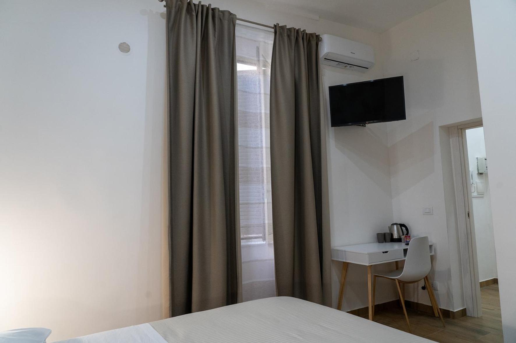 A Casa Di Edel Bed & Breakfast Napoli Dış mekan fotoğraf